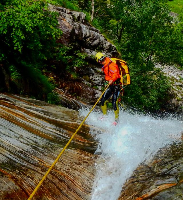 Speleo a canyoning